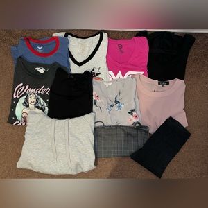 Women’s Size Medium Bundle